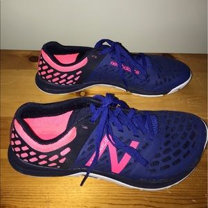 New balance minimus sneakers